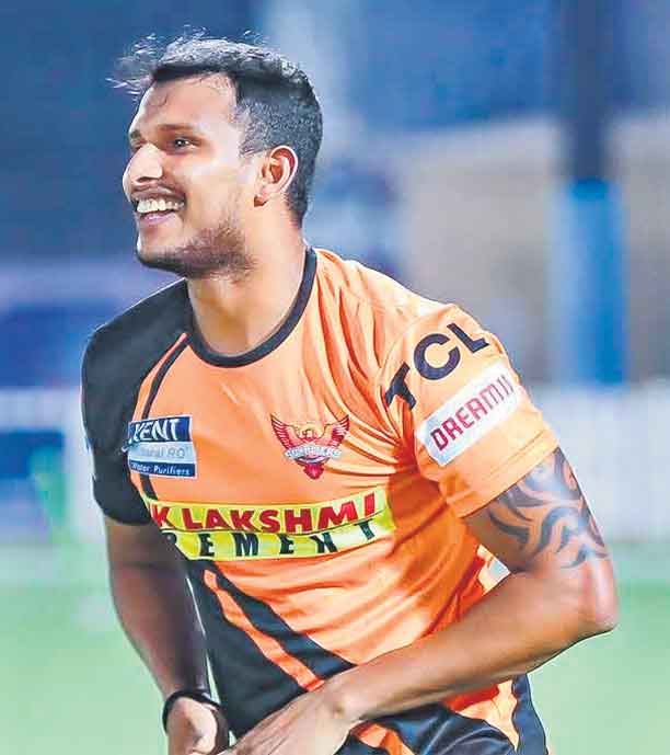 నటరాజన్‌కు కరోనా