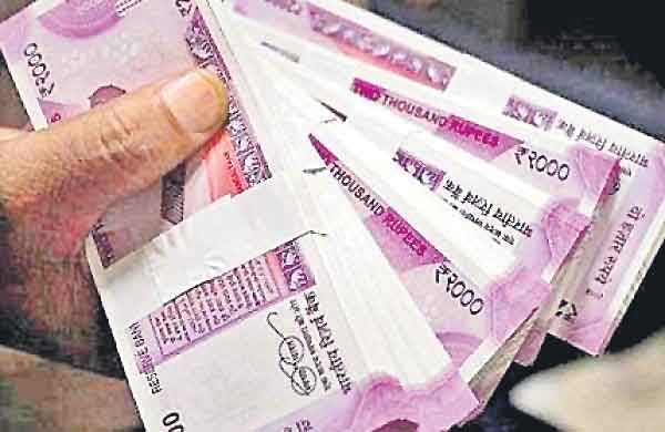 జాతీయ పార్టీల విరాళాల్లో 70% అజ్ఞాతమే