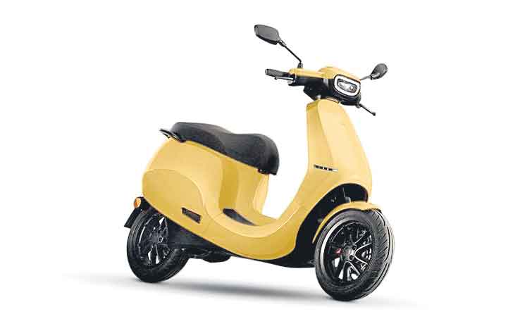 ఓలా ఎస్‌1కు తొలిరోజు విశేష స్పందన