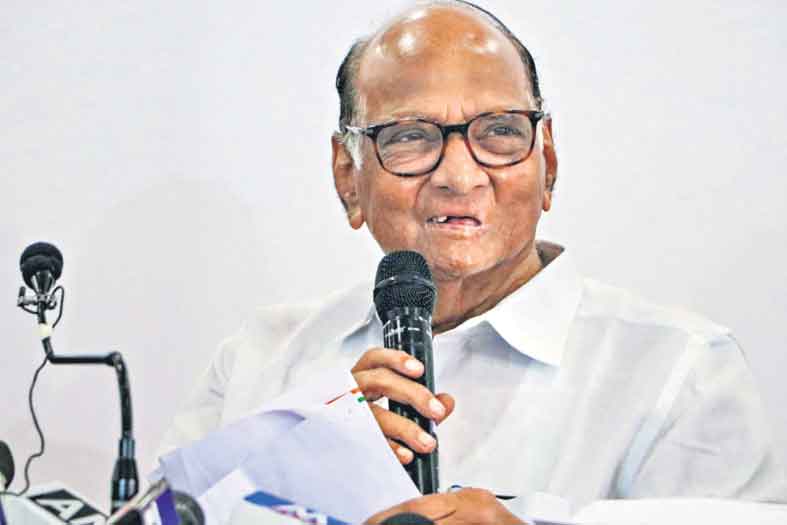 ప్రభుత్వాన్ని లొంగదీసుకునేందుకే: పవార్‌