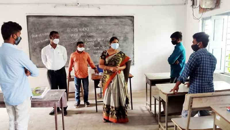 విద్యాలయాలకు ప్రారంభ శోభ