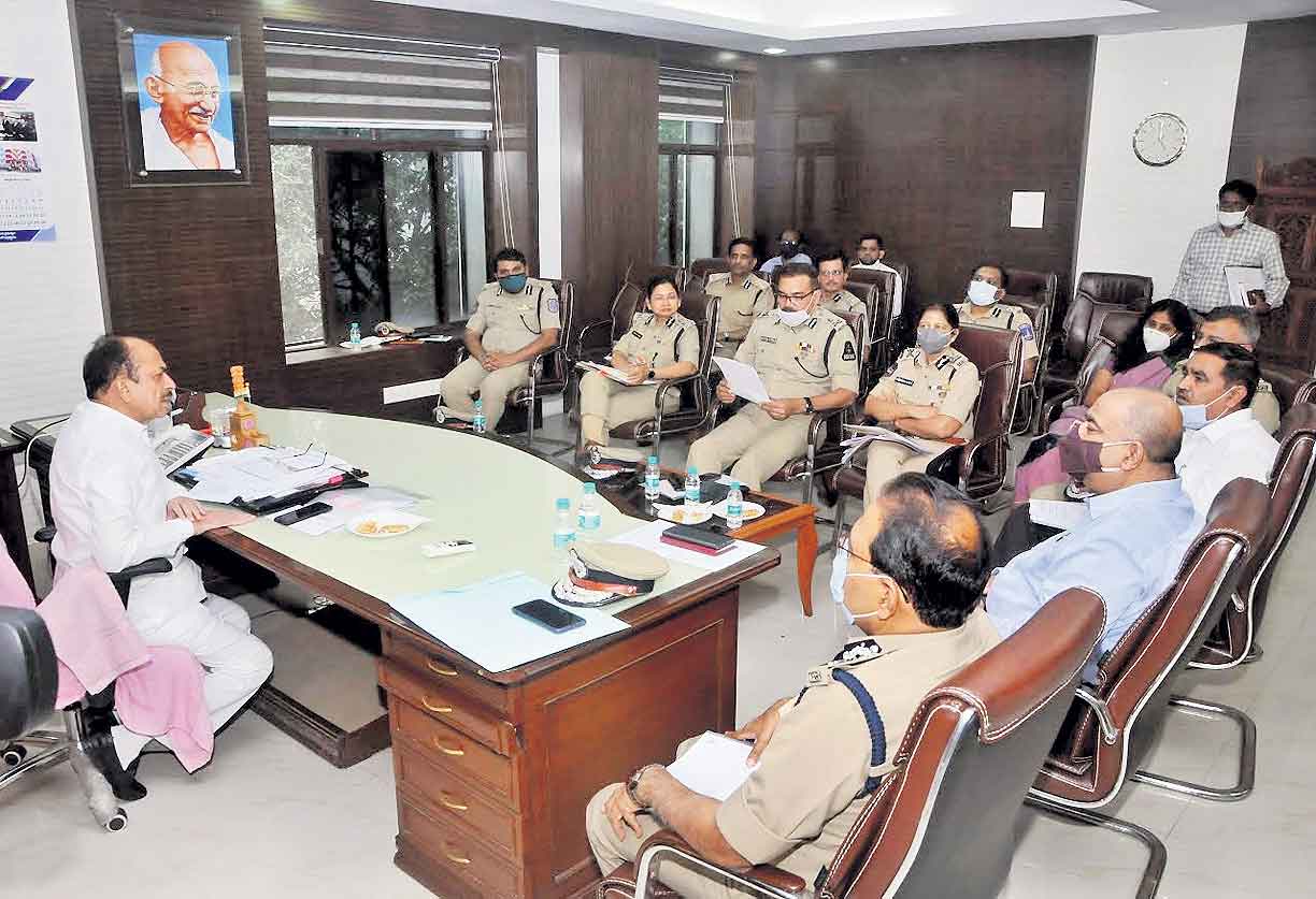 కరడుకట్టిన నేరస్థులపై పీడీయాక్ట్‌