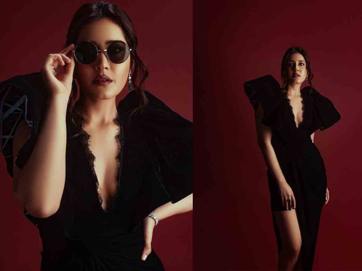 Rashi Khanna: బ్లాక్ డ్రెస్‌లో రాశీ ఖన్నా కేక పెట్టిస్తుందిగా..!