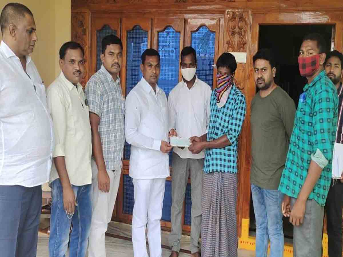 MLA rega | ప్రజలకు అందుబాటులో ప్రభుత్వ విప్ రేగా.. పలు సమస్యలపై ఆరా.. బాధితులకు భరోసా