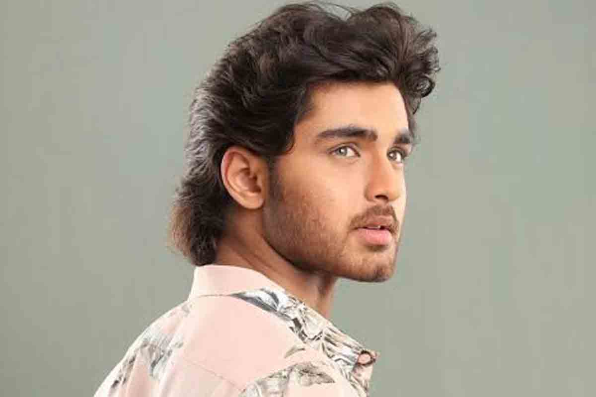 శ్రీకాంత్ కొడుకు మాస్ హీరో అయ్యేలా ఉన్నాడుగా..!