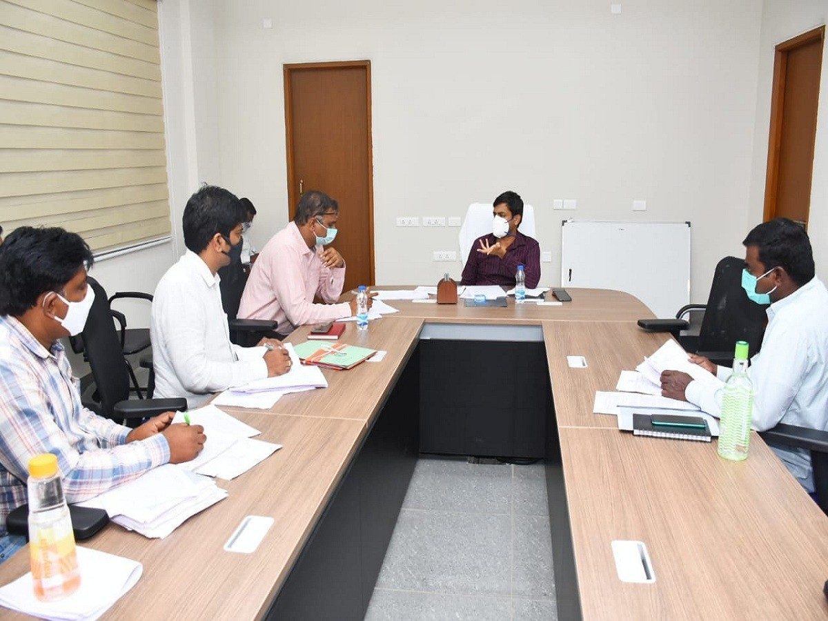 Siricilla  | నిర్దేశించిన గడువులోగా భూసేకరణను పూర్తి చేయాలి : రాజన్న సిరిసిల్ల కలెక్టర్‌ అనురాగ్‌ జయంతి