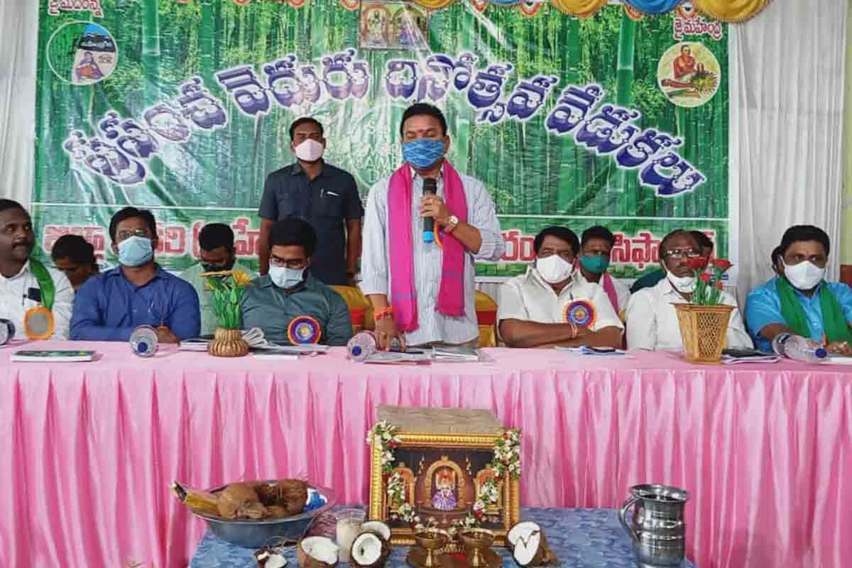 Asifabad | కులవృత్తులను కాపాడుకోవడం అందరి బాధ్యత