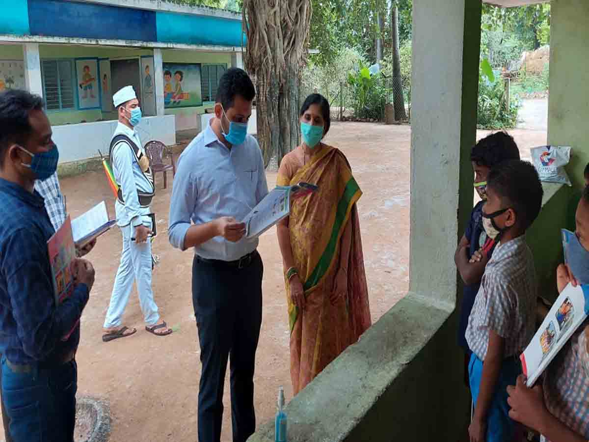 School inspection | మోడల్ పాఠశాలను తనిఖీ చేసిన ఐటీడీఏ పీవో…