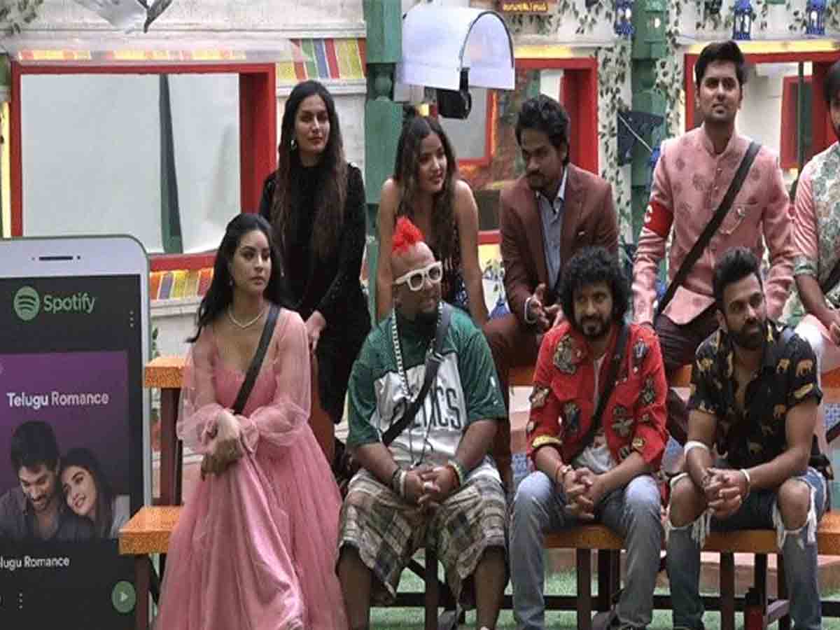 Bigg Boss: ఆట పాట‌ల‌తో బిగ్ బాస్ హౌజ్‌ని హోరెత్తించిన కంటెస్టెంట్స్