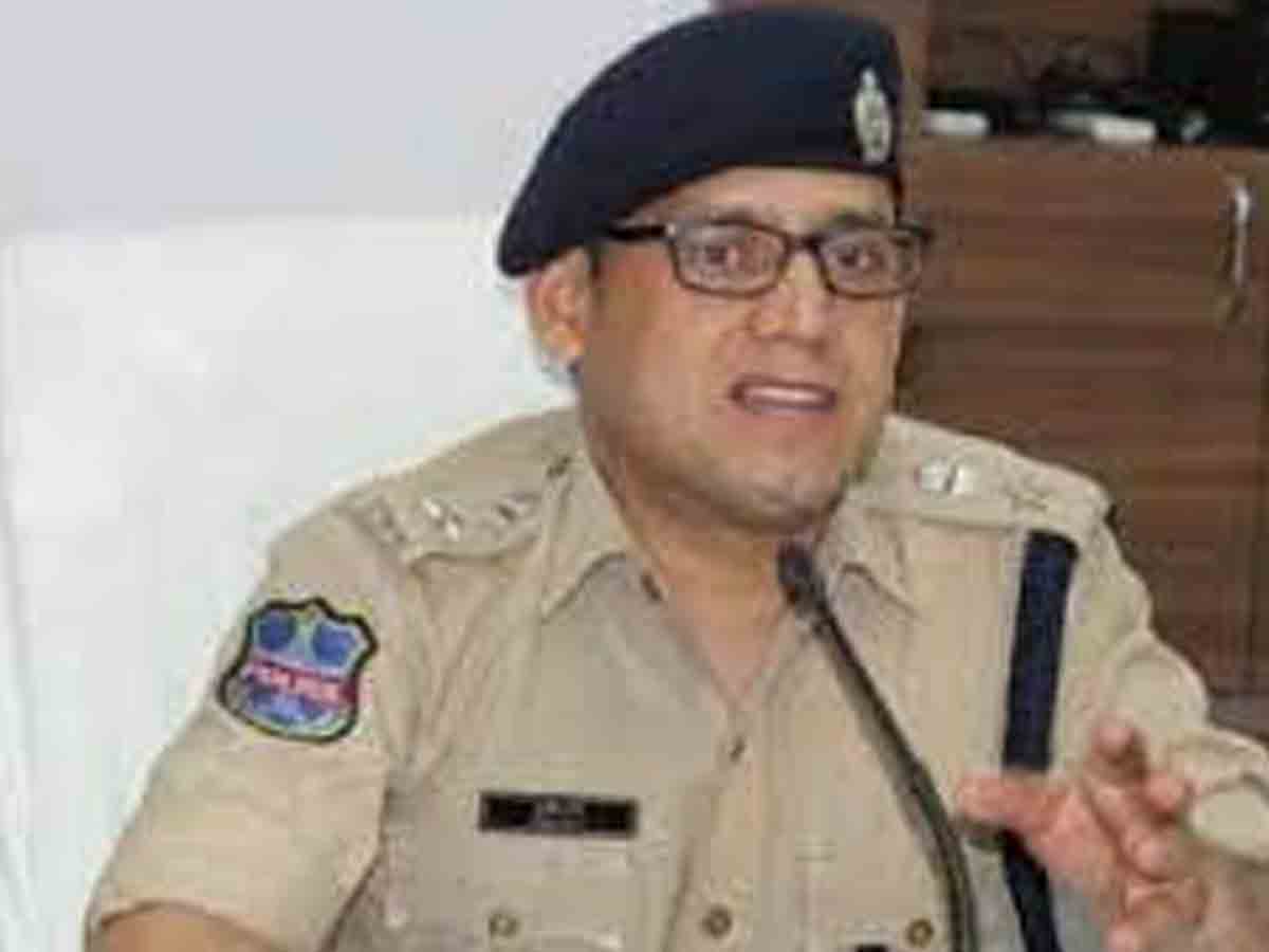 భారీగా మావోయిస్టు సానుభూతి పరుల లొంగుబాటు