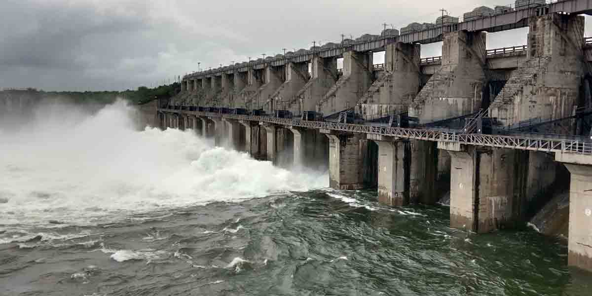 సింగూరుకు కొనసాగుతున్న ఇన్ ఫ్లో