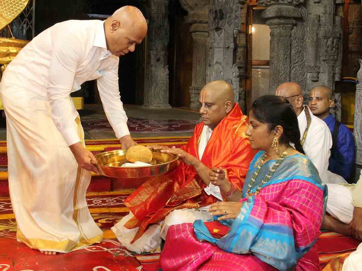 టీటీడీ పాలక మండలి సభ్యుడిగా ప్రమాణ స్వీకారం చేసిన మన్నే జీవన్ రెడ్డి