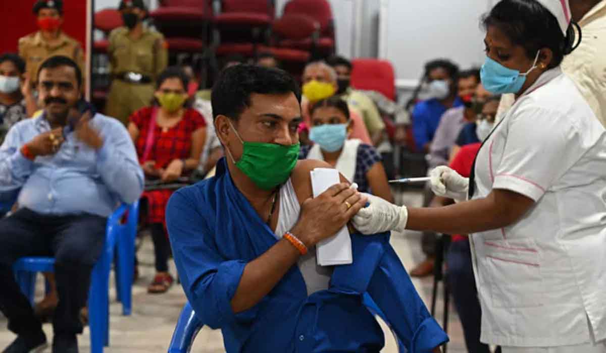 వ్యాక్సినేష‌న్‌లో వ‌రల్డ్ రికార్డ్‌.. ఒక్క రోజే 2.5 కోట్ల మందికి టీకాలు
