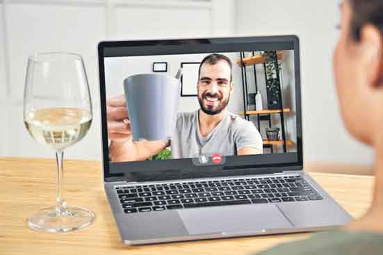 వర్చువల్‌ చీర్స్‌