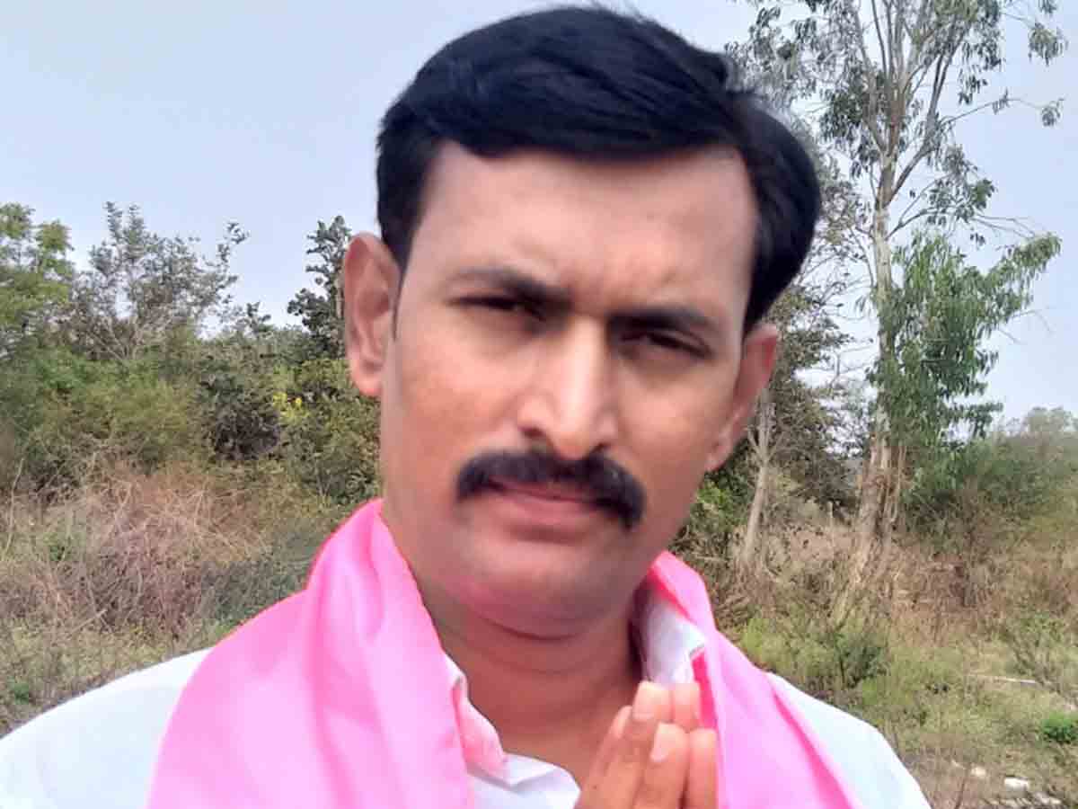 టీఆర్‌ఎస్‌లో కష్టపడే వారికే ప్రాధాన్యత : ఎమ్మెల్యే ఆనంద్‌