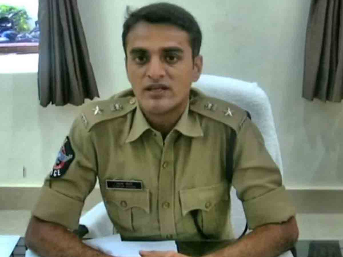 కొవిడ్ నిబంధనలను పాటిస్తూ గణేష్ ఉత్సవాలను నిర్వహించాలి