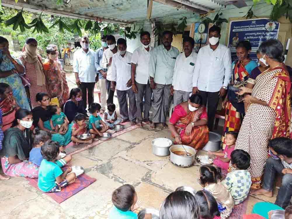 కొత్తకొత్తగా..