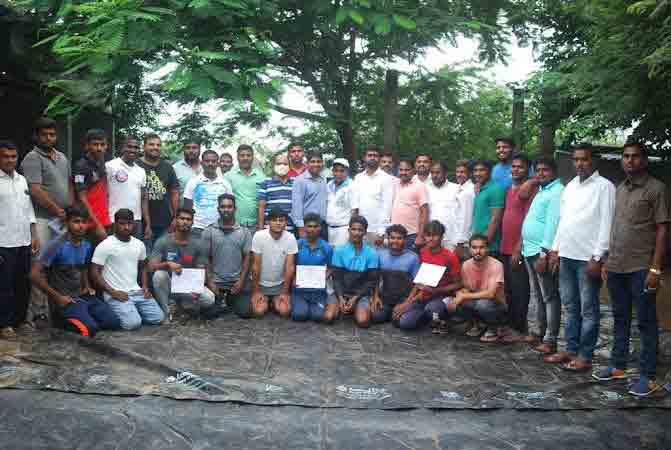 క్రీడలతోనే నాయకత్వ లక్షణాలు