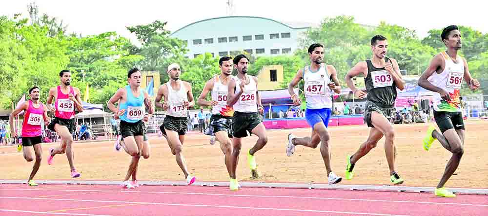 రెండో రోజూ హోరాహోరీ..