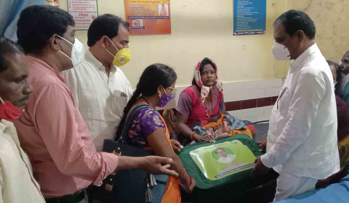 ప్రభుత్వ దవాఖానల్లో కార్పొరేట్‌ స్థాయి వైద్యం