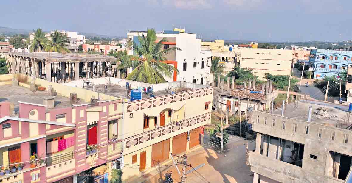 భువన్‌లో మనమే ఫస్ట్