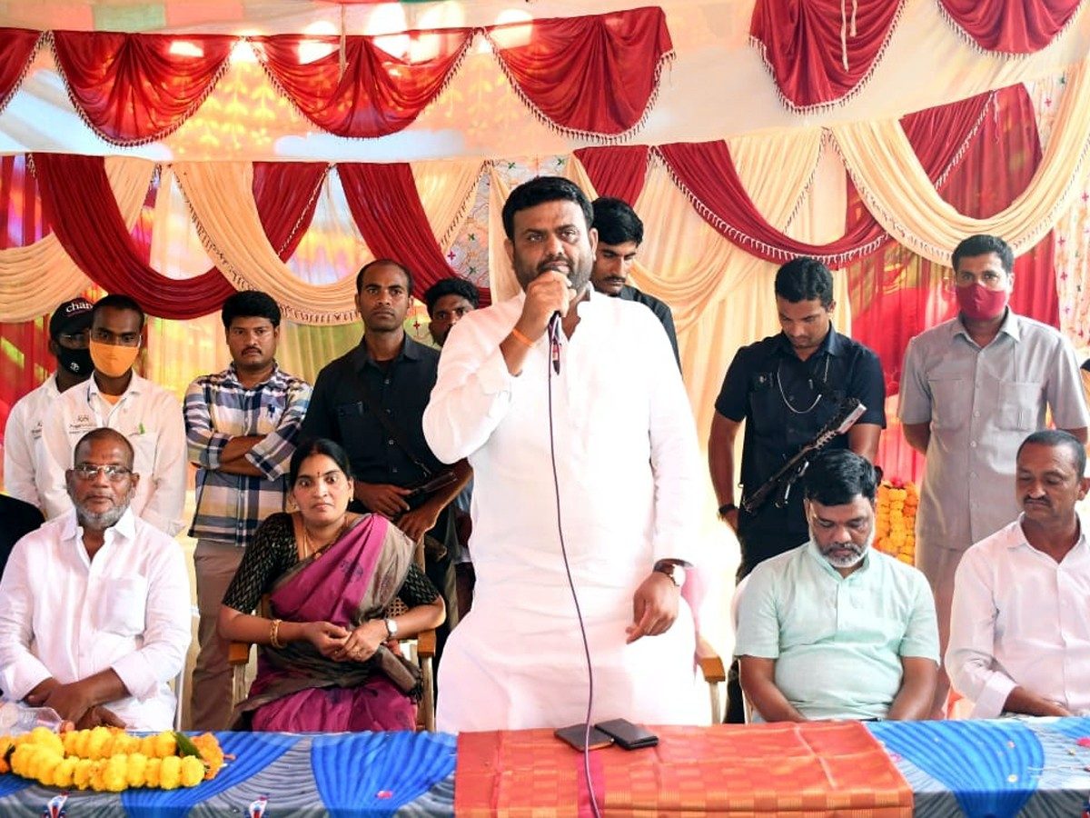 Tandur : పార్టీ బలోపేతానికి ప్రతి ఒక్క కార్యకర్త కృషి చేయాలి