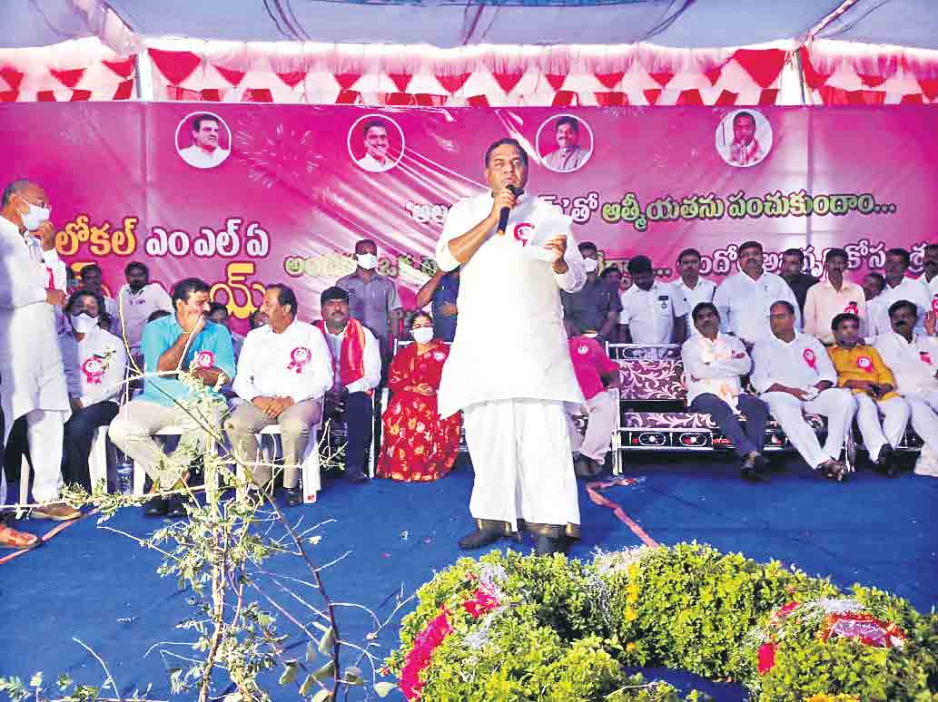 అలరించిన అలయ్ బలయ్