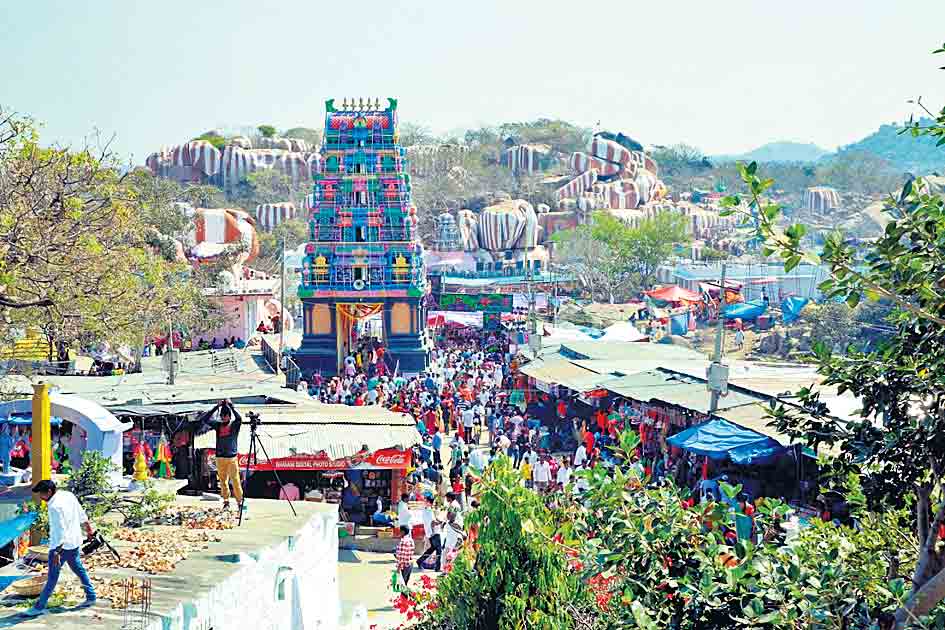 అభివృద్ధి బాటలో ఏడుపాయల