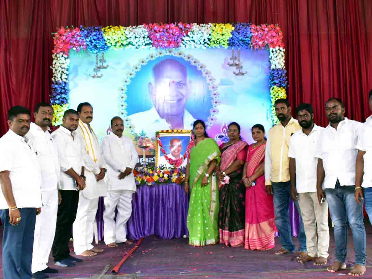 Rangareddy : అంజిరెడ్డి సేవలు మరువలేనివి.. ఎమ్మెల్యే మంచిరెడ్డి కిషన్‌రెడ్డి