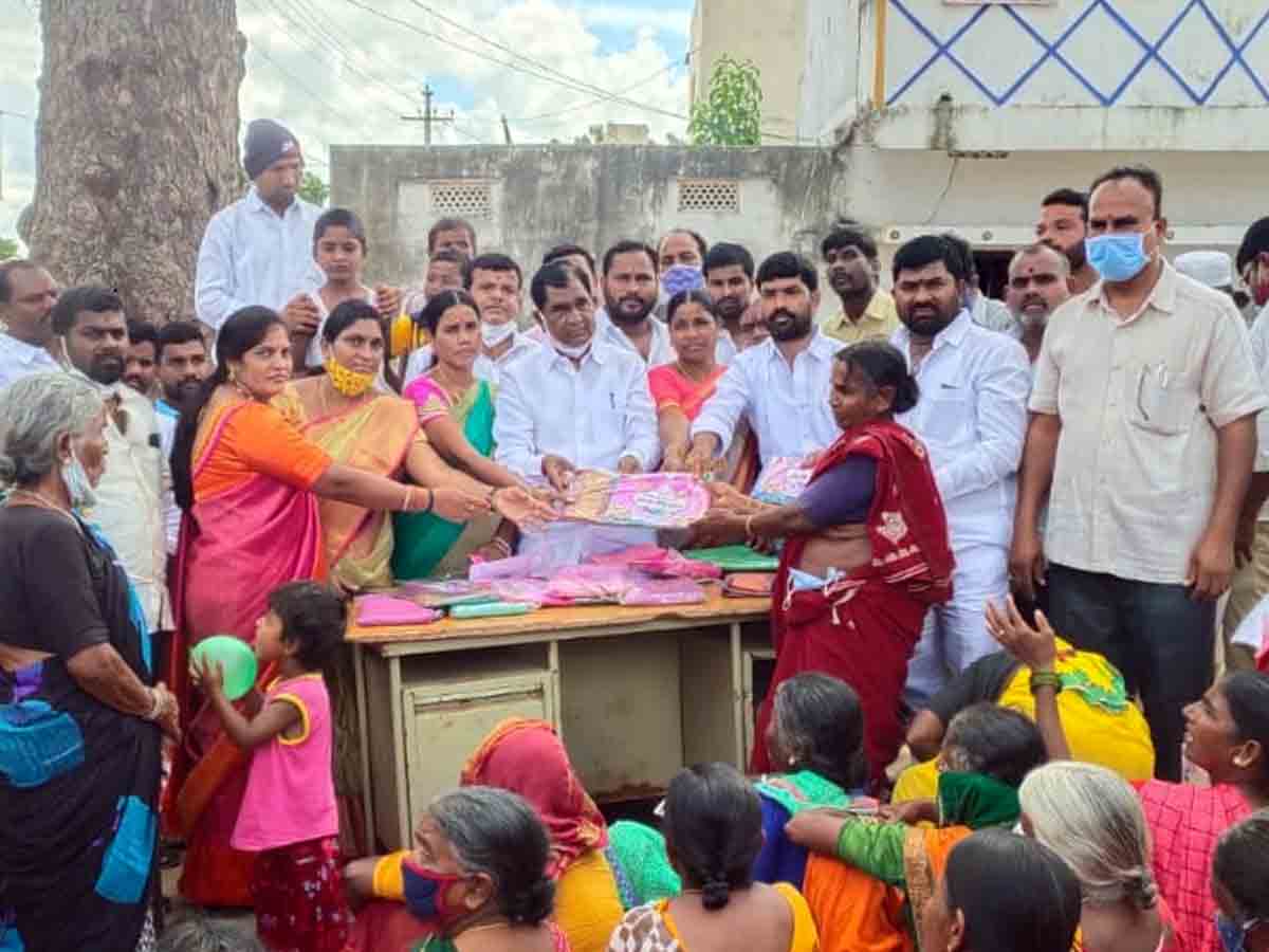 Rangareddy : సంక్షేమ పథకాలతో పేదల జీవితాల్లో వెలుగులు.. ఎమ్మెల్యే అంజయ్యయాదవ్‌