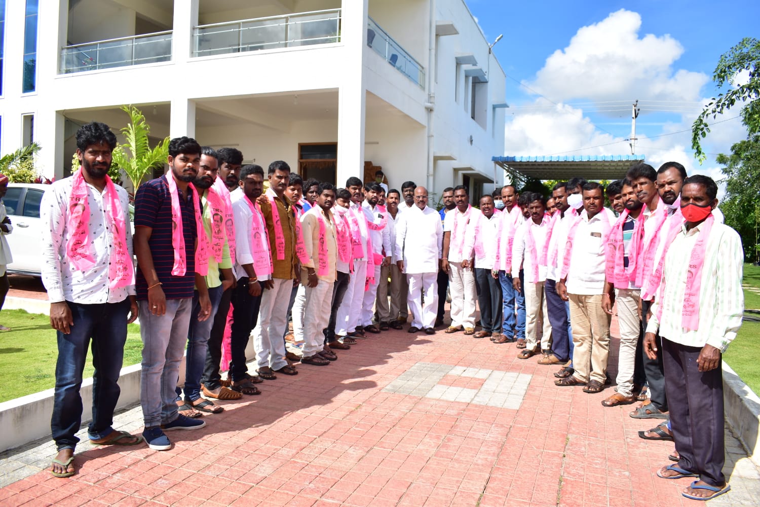 Rangareddy : టీఆర్‌ఎస్‌తోనే రాష్ట్రాభివృద్ధి సాధ్యం.. ఎమ్మెల్యే మంచిరెడ్డి కిషన్‌రెడ్డి