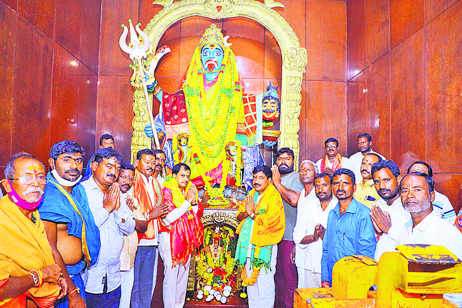 ప్రతి ఒక్కరూ భక్తిభావాన్ని పెంచుకోవాలి