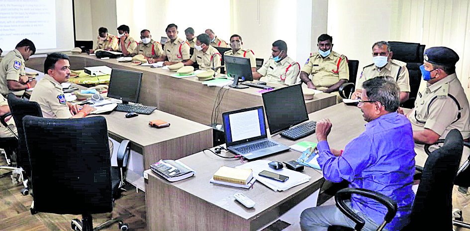 మత్తు పదార్థాలపై ఉక్కుపాదం మోపాలి