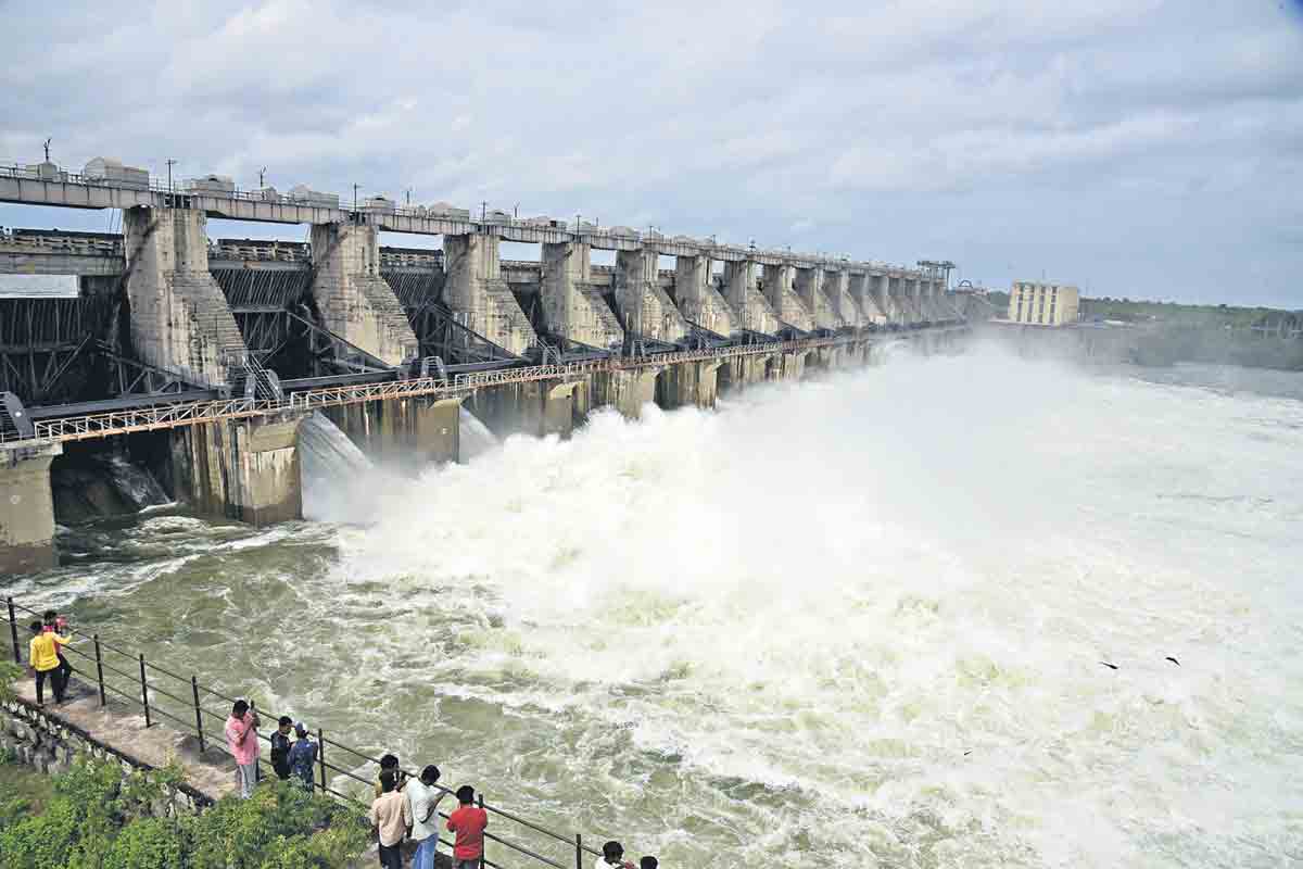 గోదావరితో సంగారెడ్డి సస్యశ్యామలం