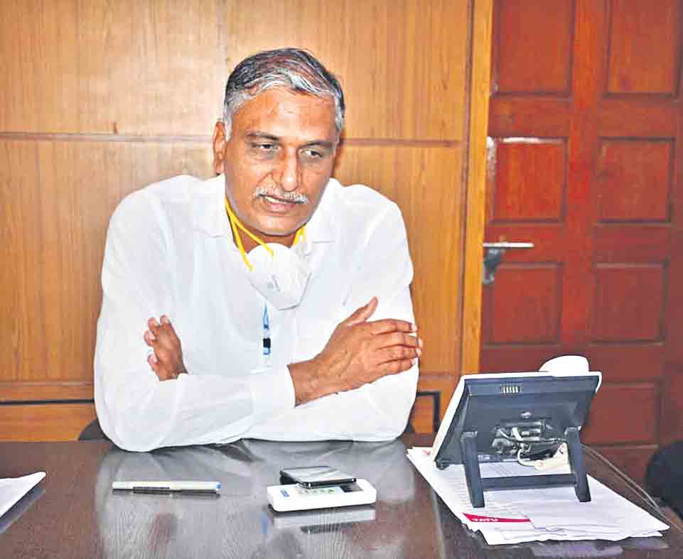 పండుగ సంబురాలు అంబరాన్నంటాలి