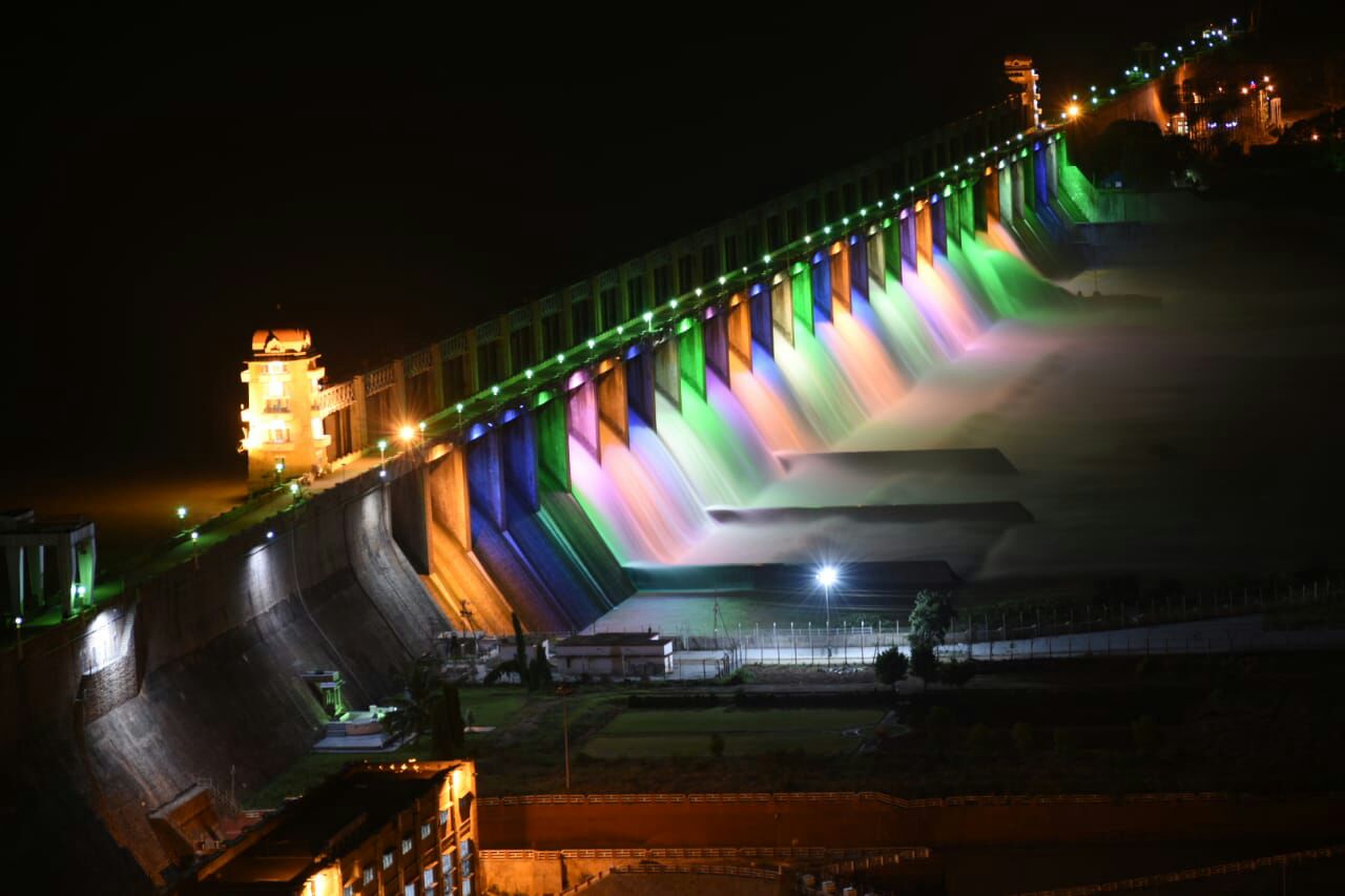 తుంగభద్ర డ్యాంకు భారీగా ఇన్‌ఫ్లో