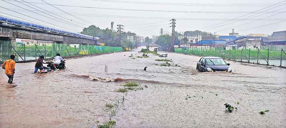 రెండున్నర గంటల్లో 10.6 సెం.మీ.