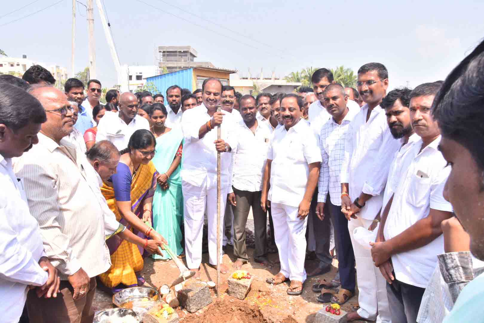 Gadwal: గత ప్రభుత్వాలు అభివృద్ధిని మరిచాయి: ఎమ్మెల్యే ఎమ్మెల్యే కృష్ణమోహన్‌రెడ్డి