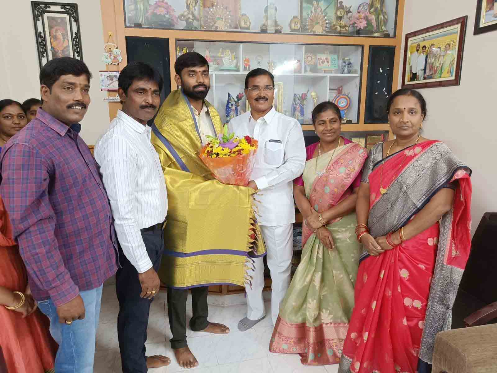 శ్రమిస్తే విజయం తథ్యం .. వ్యవసాయ శాఖ మంత్రి సింగిరెడ్డి నిరంజన్ రెడ్డి