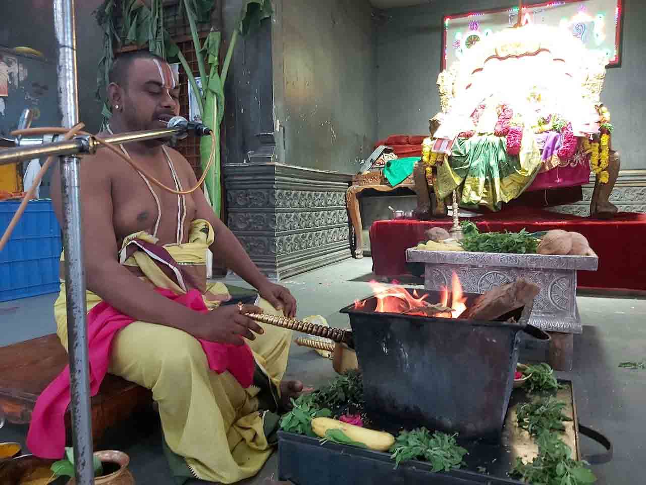 Yadadri: యాదాద్రీశుడికి విశేష పూజలు