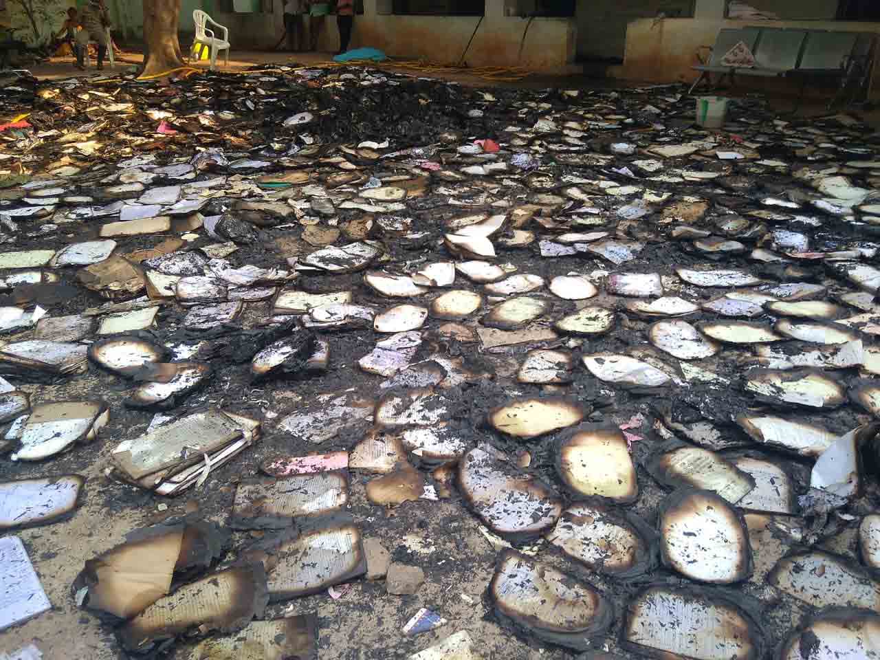 JOGULAMBA: తాసీల్దార్ కార్యాలయంలో అగ్ని ప్రమాదం