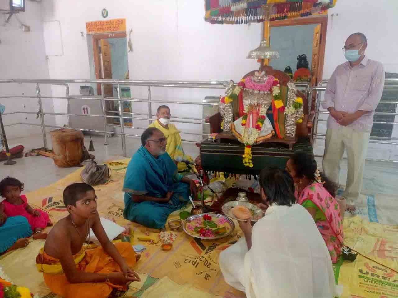 Mattapalli: ఘనంగా లక్ష్మీనరసింహుని నిత్య కల్యాణం