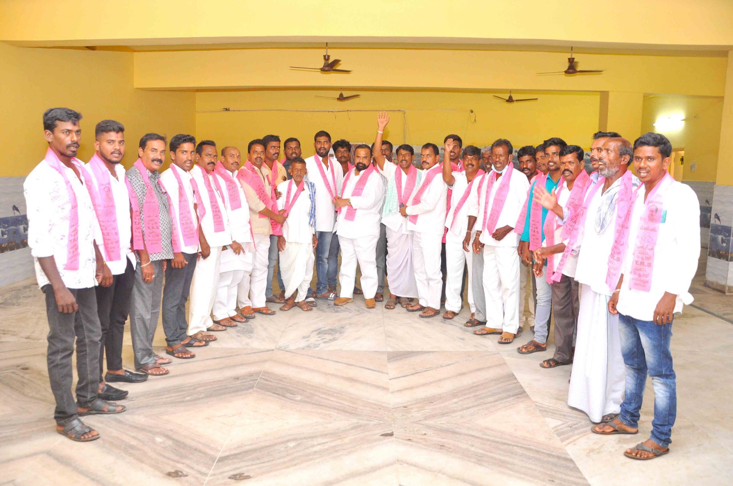 Yadadri: 15వేల మంది కేసీఆర్ సైన్యంతో భారీ సమావేశం.. టెస్కాబ్ వైస్ చైర్మన్ గొంగిడి మహేందర్‌రెడ్డి