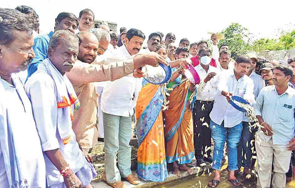 కులవృత్తులకు మంచి రోజులు