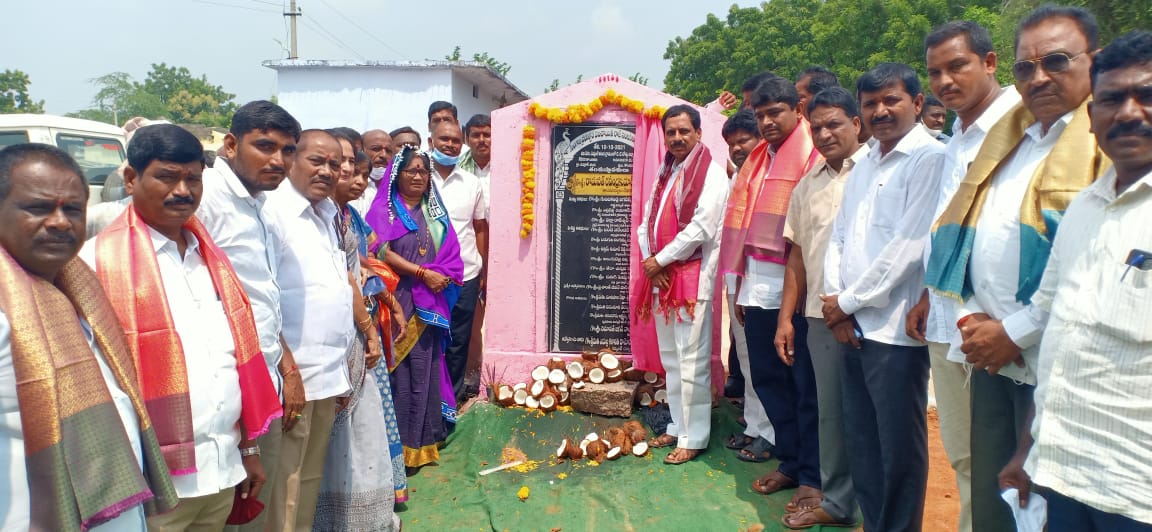 Devarakonda: గ్రామాల్లో గుణాత్మక మార్పు కోసం ముఖ్యమంత్రి కృషి: ఎమ్మెల్యే రవీంద్రకుమార్