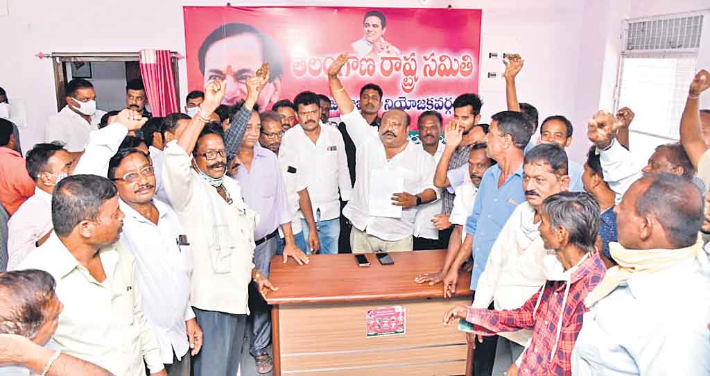 గెల్లుకు సకలజన మద్దతు