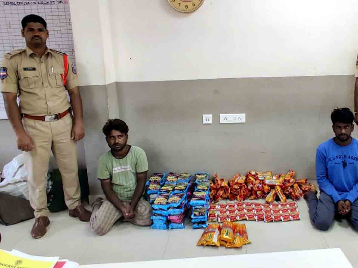 Rangareddy : అక్రమంగా తరలిస్తున్న గుట్కా పట్టివేత