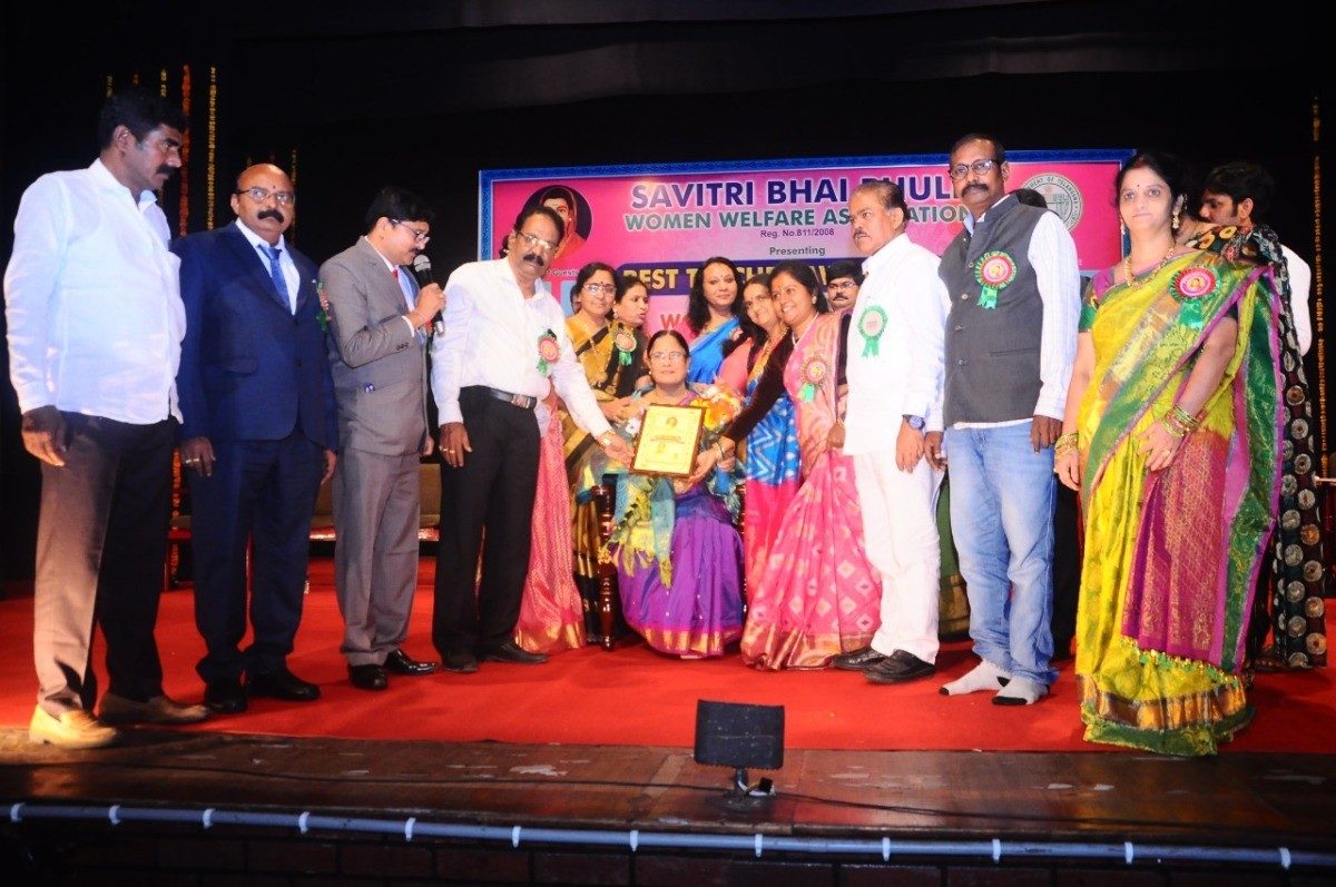 Vanidevi | సావిత్రిబాయిపూలేను ఆదర్శంగా తీసుకోవాలి : ఎమ్మెల్సీ  సురభి వాణీదేవి