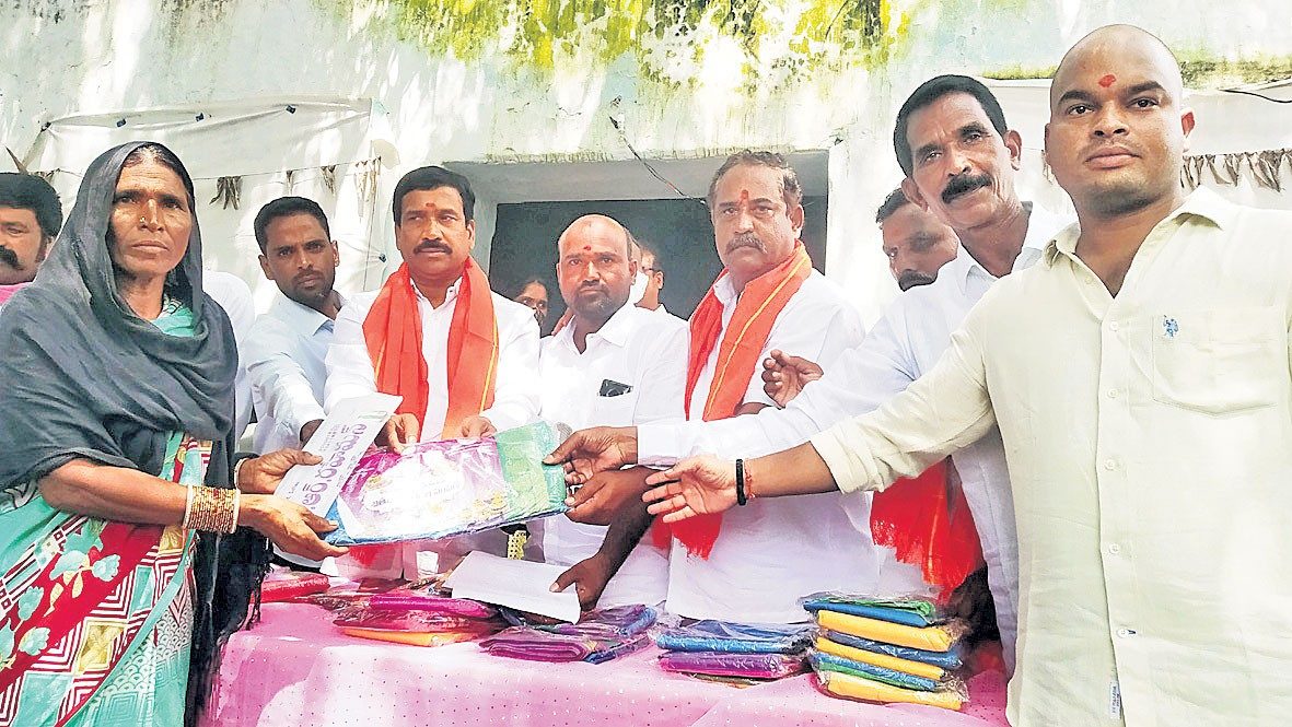 ఆడపడుచులకు అండగా సీఎం కేసీఆర్‌