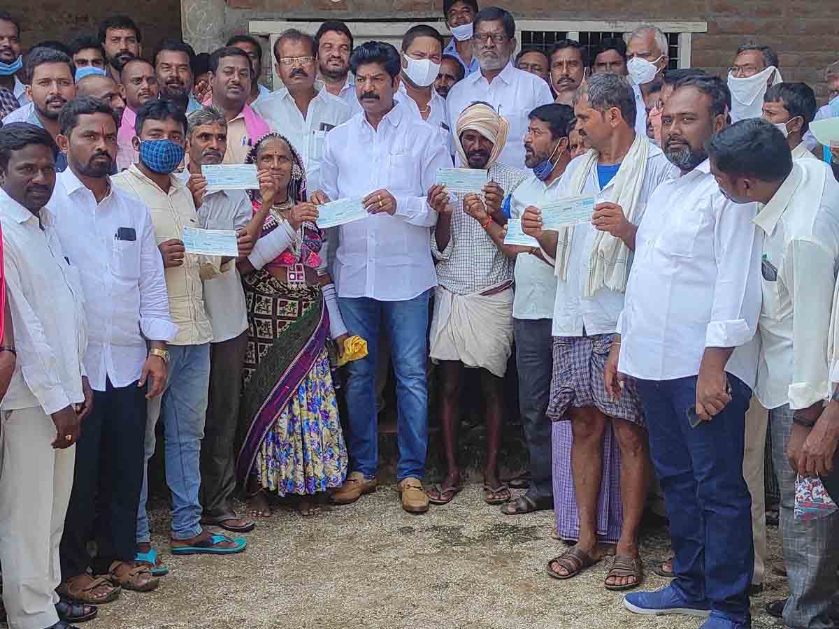 నిరుపేదల సంక్షేమమే సర్కారు ధ్యేయం..